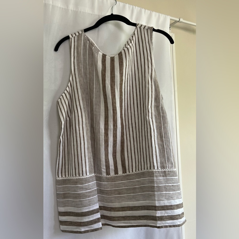 Tunic top, never worn.  Size medium, love linen, JJill.  100% linen.